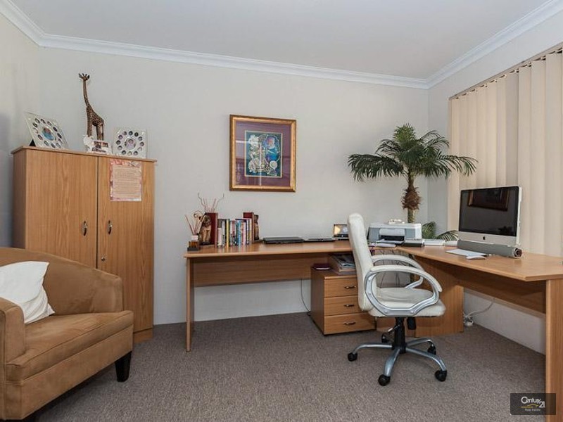 4 Lakeport Way, Butler WA 6036