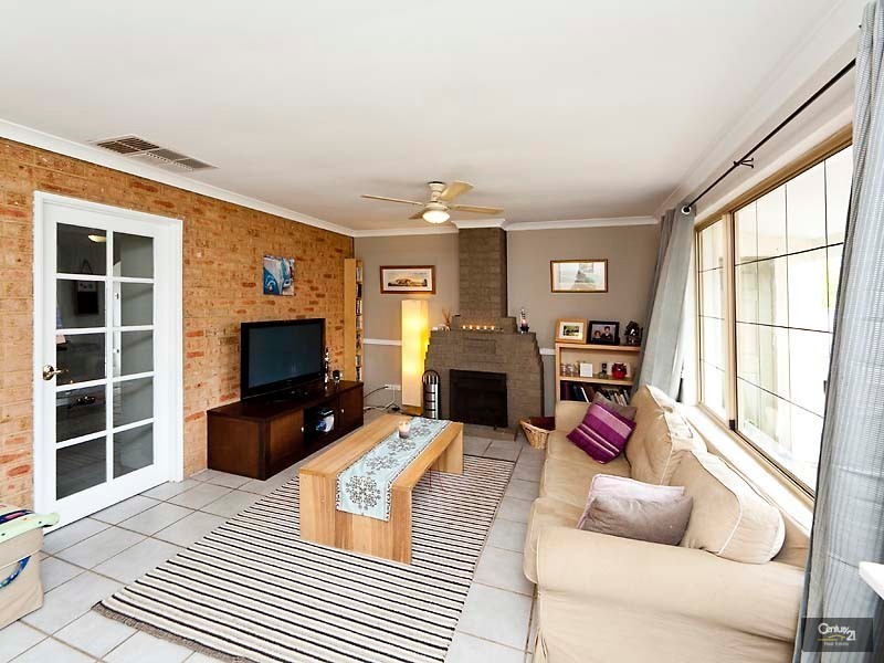 6 Kempton Grove, Clarkson WA 6030