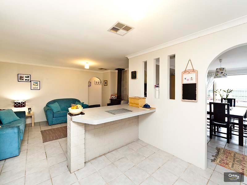 6 Kempton Grove, Clarkson WA 6030