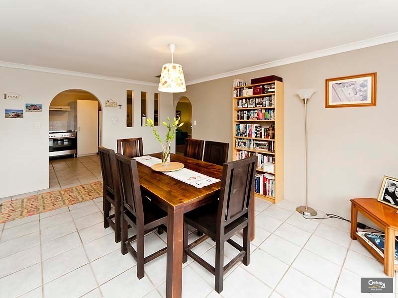 6 Kempton Grove, Clarkson WA 6030