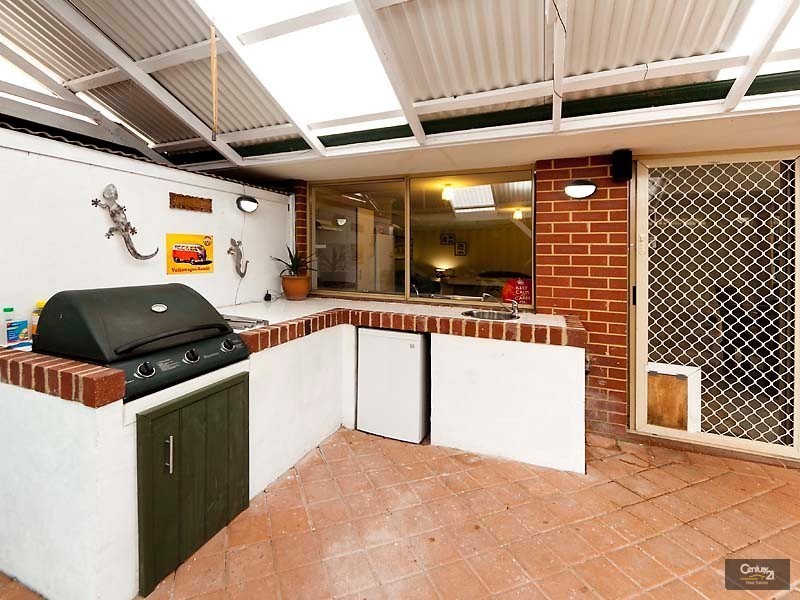 6 Kempton Grove, Clarkson WA 6030