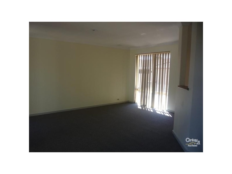 4/42 Stonehaven Parade, Kinross WA 6028