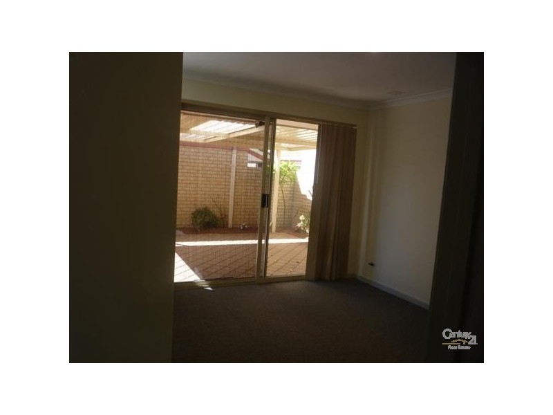 4/42 Stonehaven Parade, Kinross WA 6028