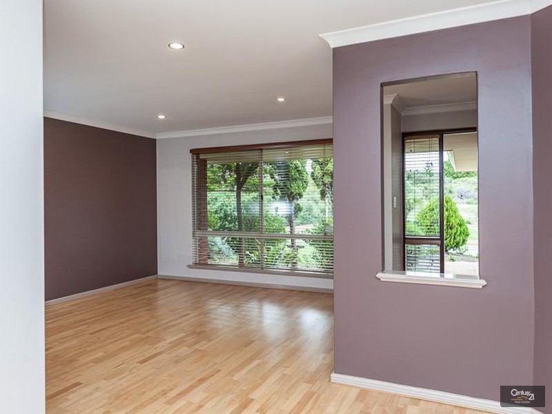 19 Fowey Loop, Mindarie WA 6030