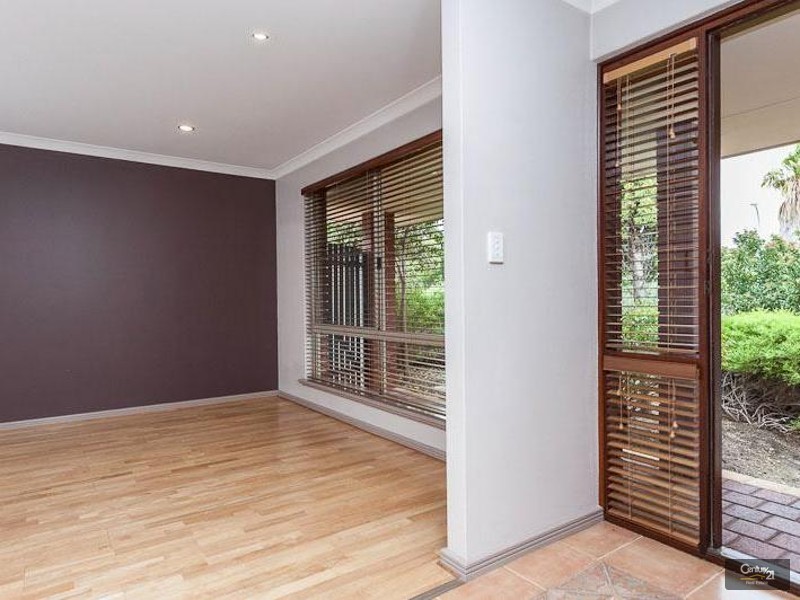 19 Fowey Loop, Mindarie WA 6030