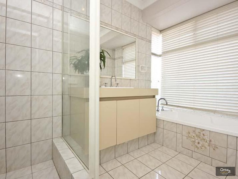 19 Fowey Loop, Mindarie WA 6030