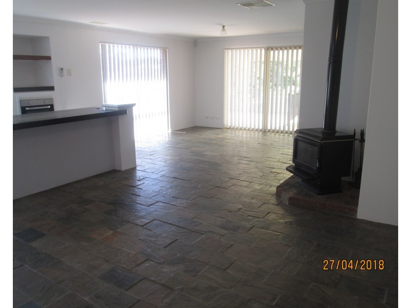 27 Danaher Mews, Clarkson WA 6030