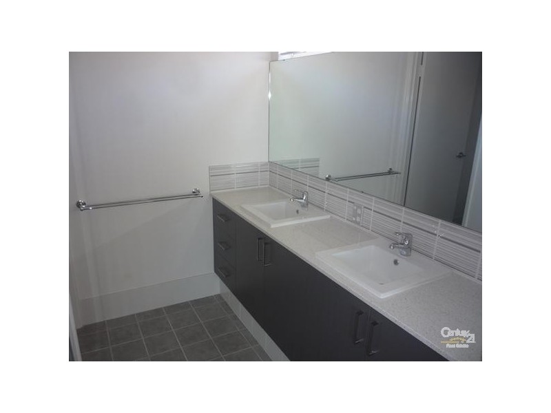 27 PAYMASTER WAY, Alkimos WA 6038