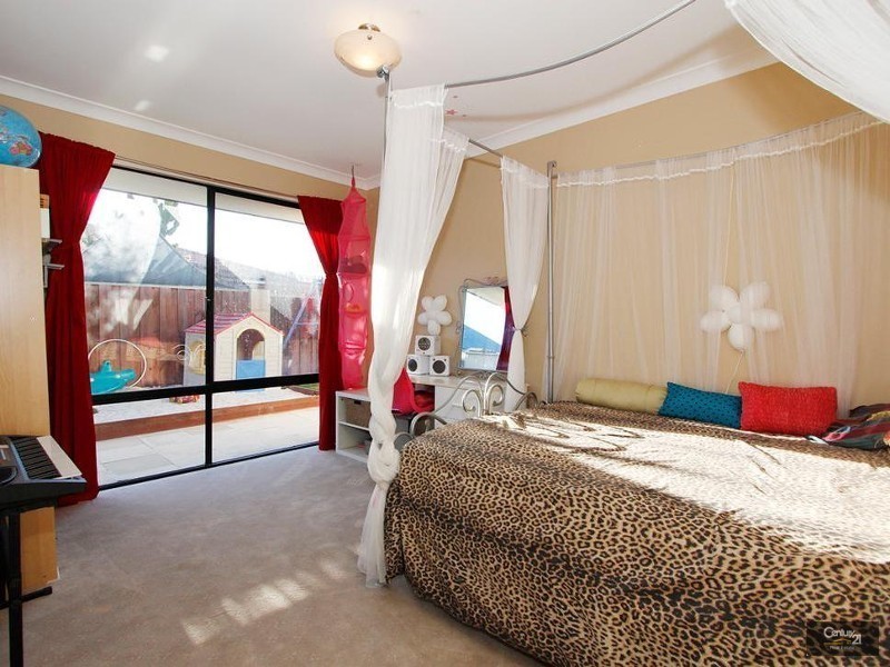 4 Bodrum Crescent, Mindarie WA 6030