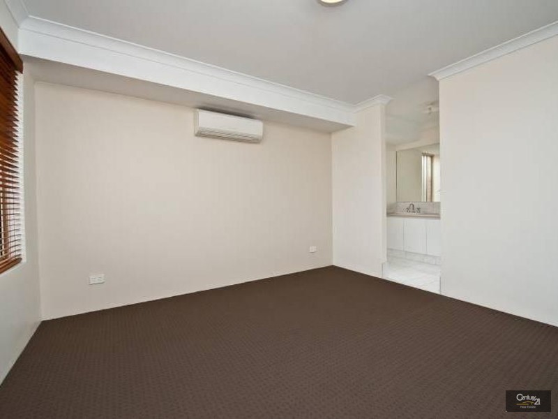 28 Landbeach Blvd, Butler WA 6036