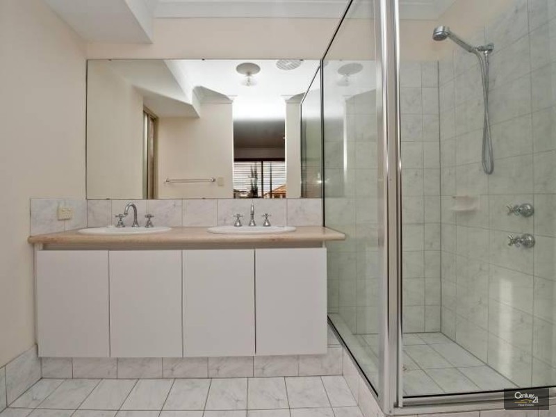 28 Landbeach Blvd, Butler WA 6036