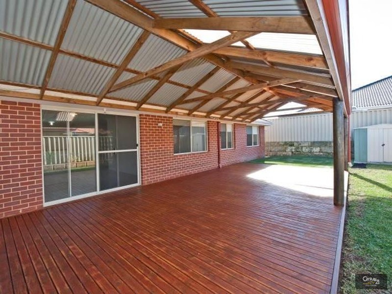 28 Landbeach Blvd, Butler WA 6036