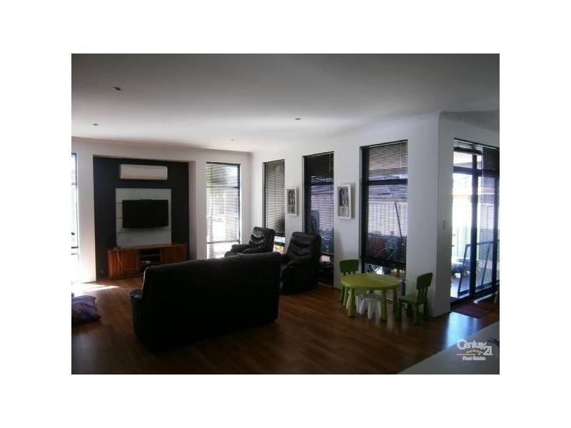 29 Bluemountain Link, Merriwa WA 6030