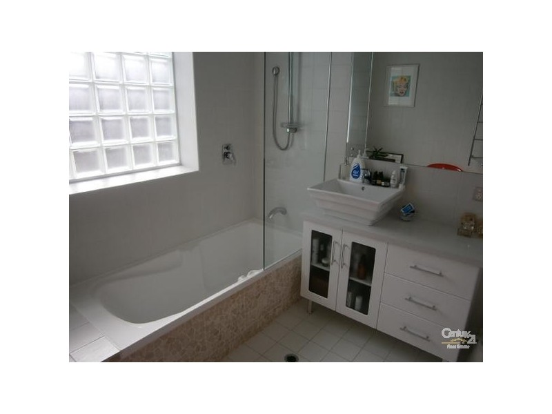 295 Hancock Street, Doubleview WA 6018