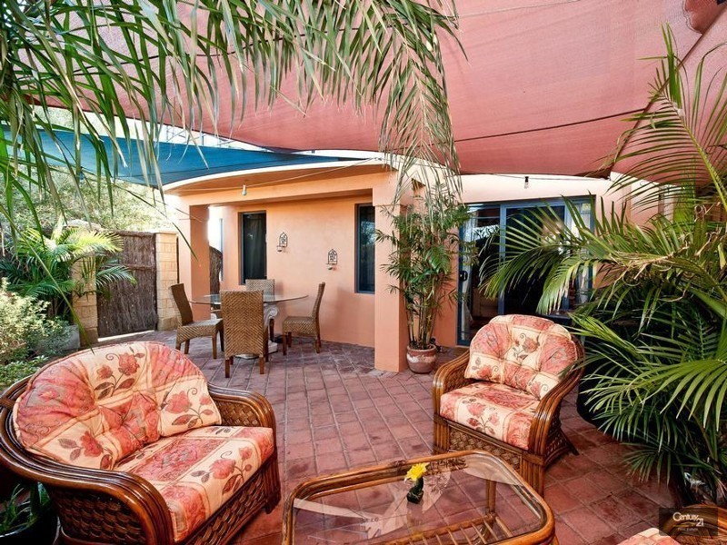 5 Itea Place, Mindarie WA 6030