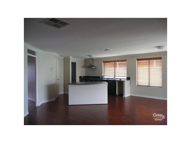 5 Adelong Circuit, Merriwa WA 6030