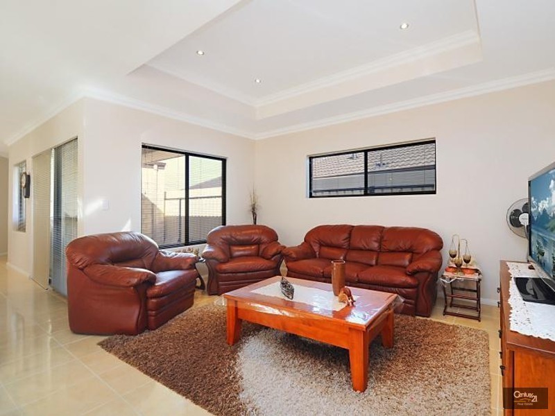 11A La Mirada Avenue, Clarkson WA 6030