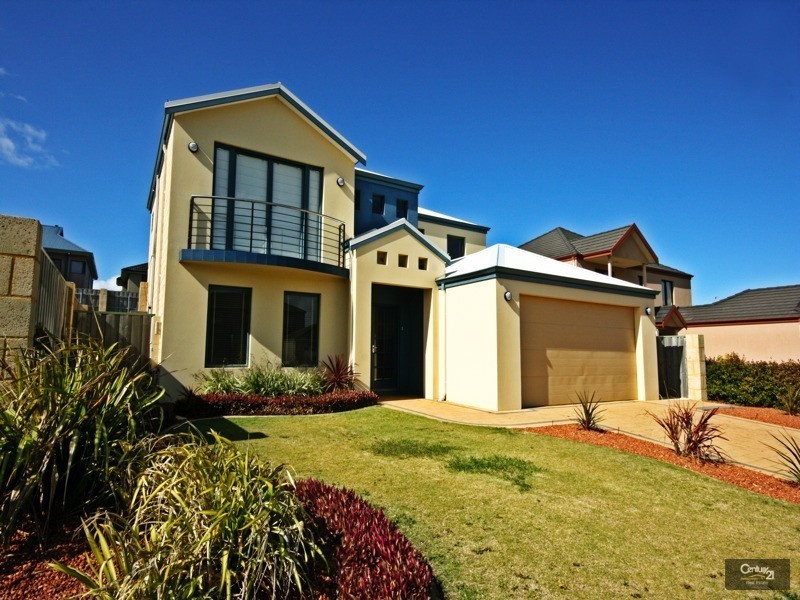 10 Bantry Bend, Mindarie WA 6030