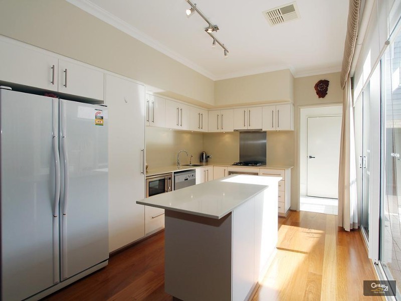 8D Marchwood Blvd, Butler WA 6036