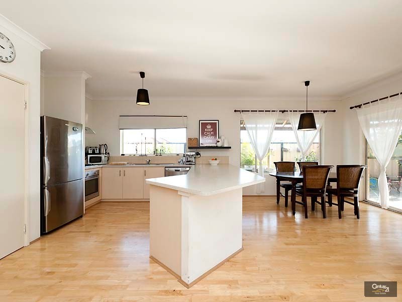 61 Celebration Blvd, Clarkson WA 6030