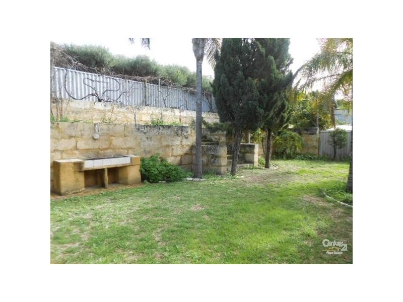 27 Meadow Place, Quinns Rocks WA 6030