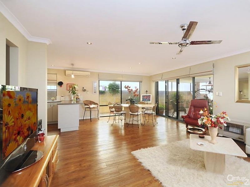 8 Gunnamatta Loop, Clarkson WA 6030