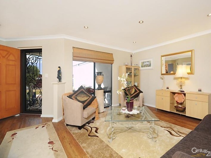 8 Gunnamatta Loop, Clarkson WA 6030