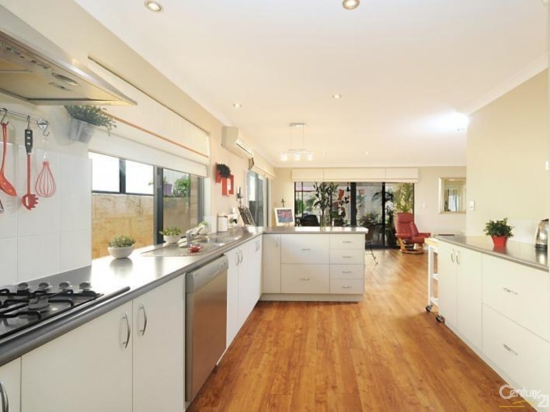 8 Gunnamatta Loop, Clarkson WA 6030