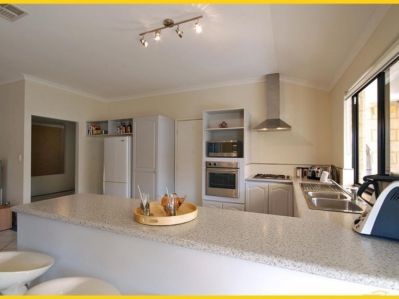 19 Rio Marina Way, Mindarie WA 6030