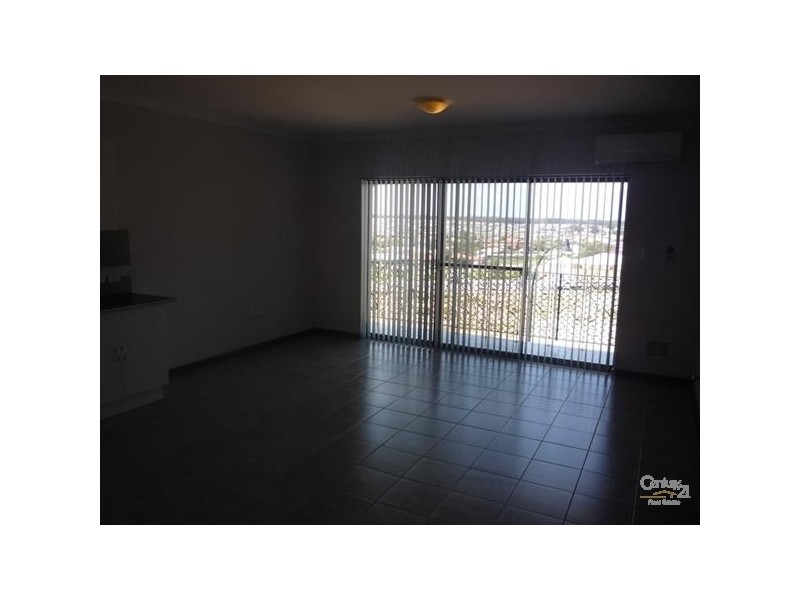 1/6 Bouvard Walk, Clarkson WA 6030