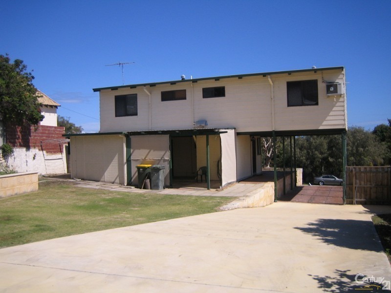10 Burt Street, Quinns Rocks WA 6030