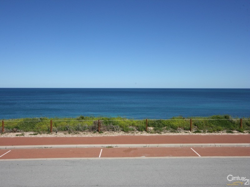 252 Ocean Drive, Quinns Rocks WA 6030