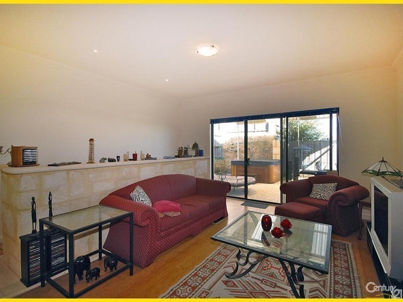 16 Sumba Turn, Mindarie WA 6030