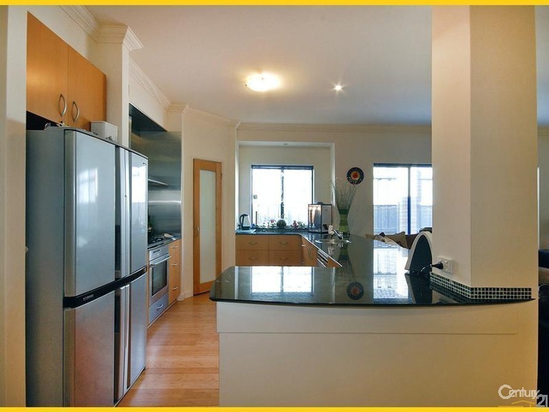 16 Sumba Turn, Mindarie WA 6030