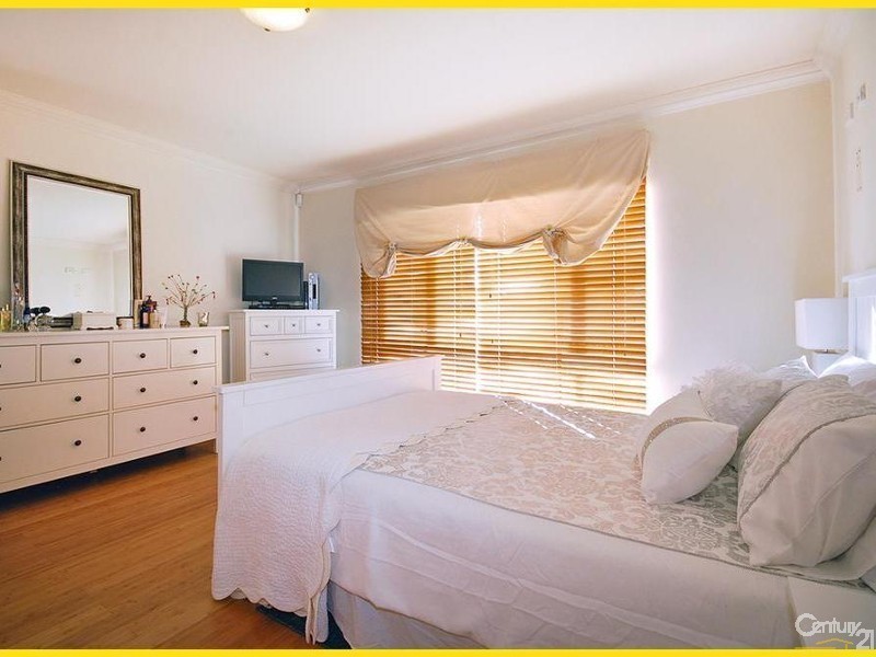 16 Sumba Turn, Mindarie WA 6030