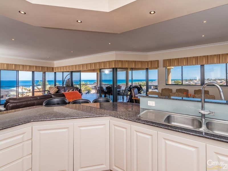 19 Baton Rouge Drive, Mindarie WA 6030