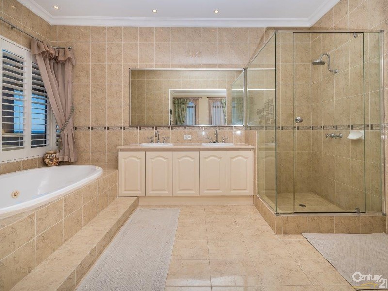 19 Baton Rouge Drive, Mindarie WA 6030