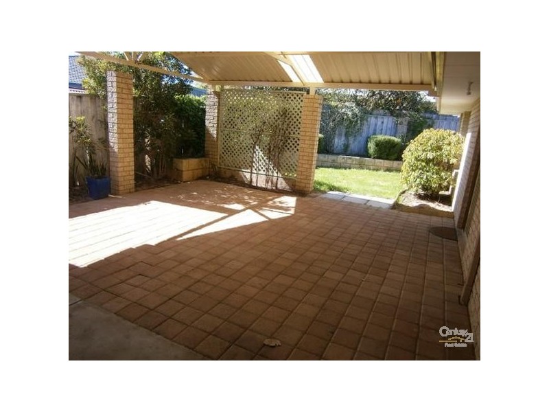 2/33 Savona Grove, Mindarie WA 6030