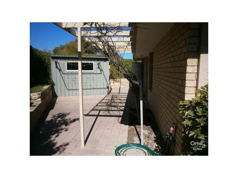 2/33 Savona Grove, Mindarie WA 6030