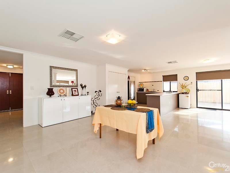 9 Kilmaine Road, Ridgewood WA 6030