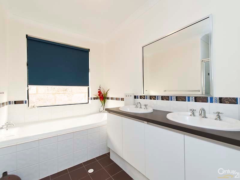 9 Kilmaine Road, Ridgewood WA 6030