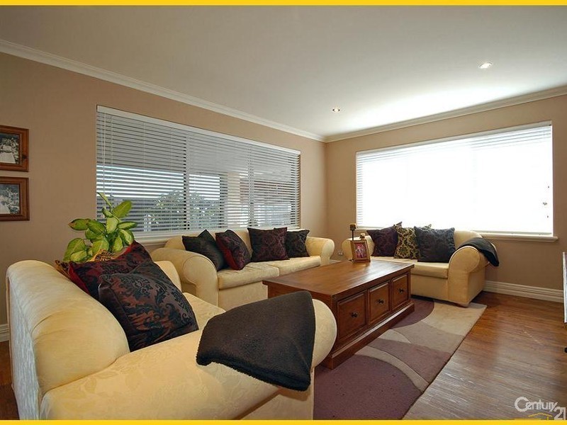 12 Manta Pass, Mindarie WA 6030
