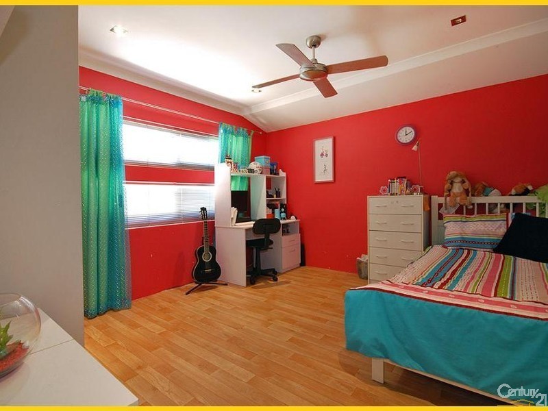 17 Bodrum Crescent, Mindarie WA 6030