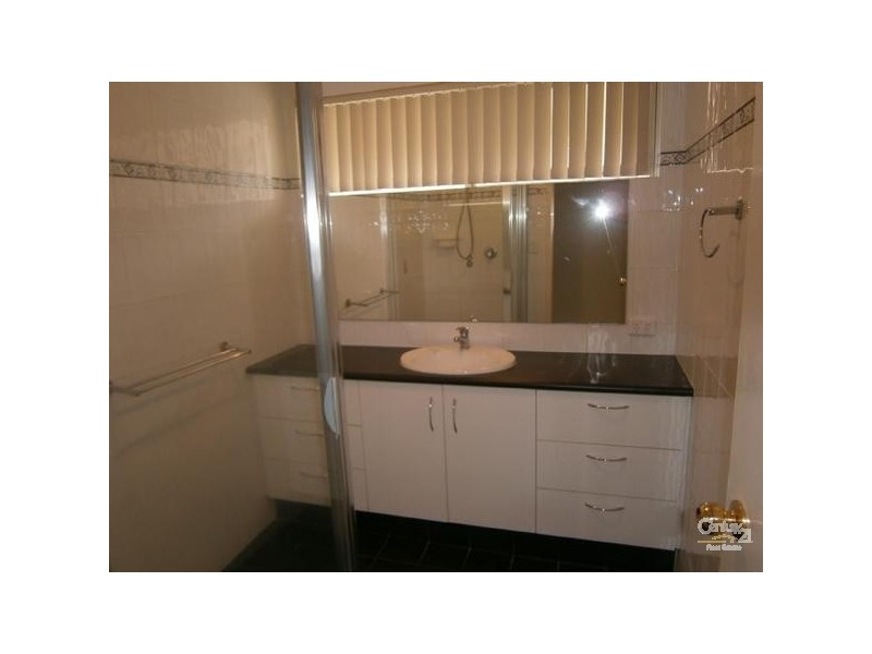 10 Woonan Street, Wanneroo WA 6065