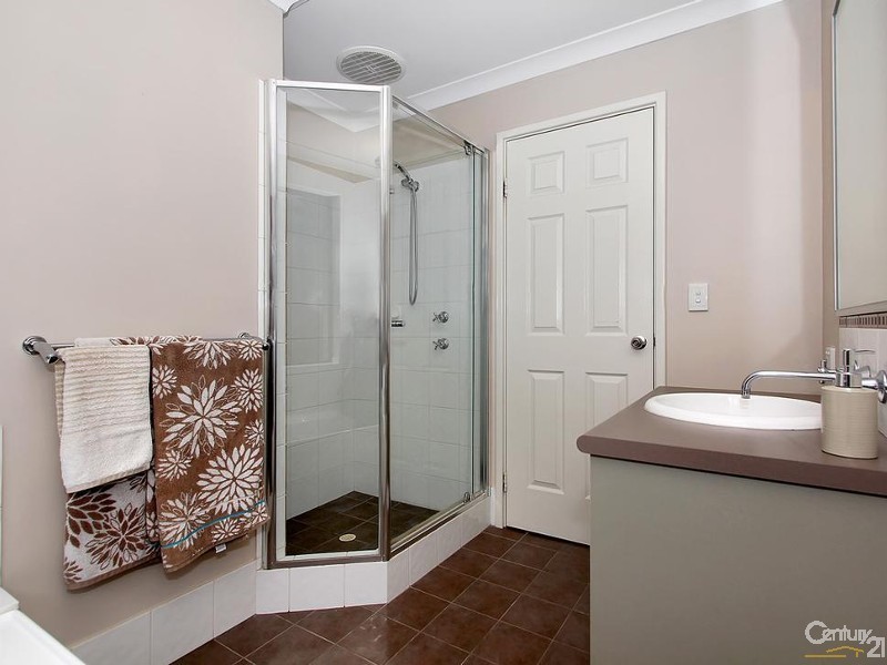 45 Landbeach Blvd, Butler WA 6036