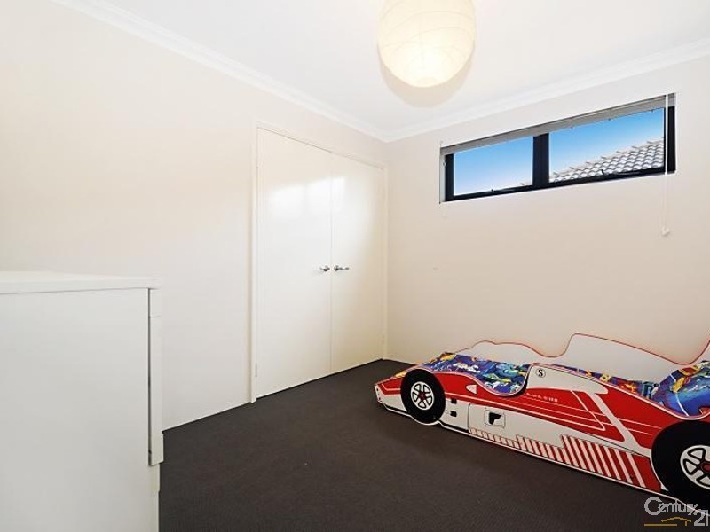 11 Portaferry Gardens, Ridgewood WA 6030