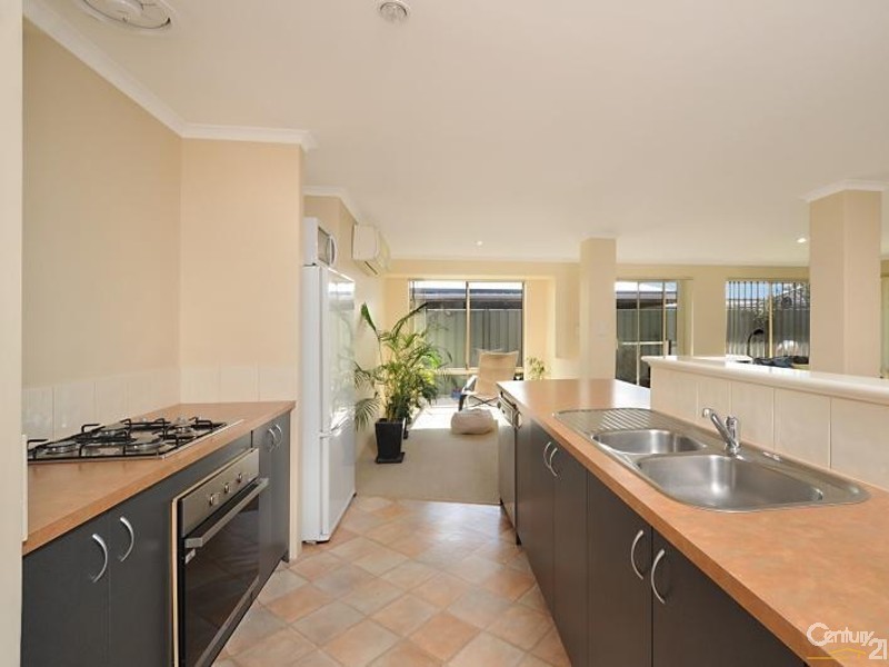 6 Cascade Pass, Merriwa WA 6030