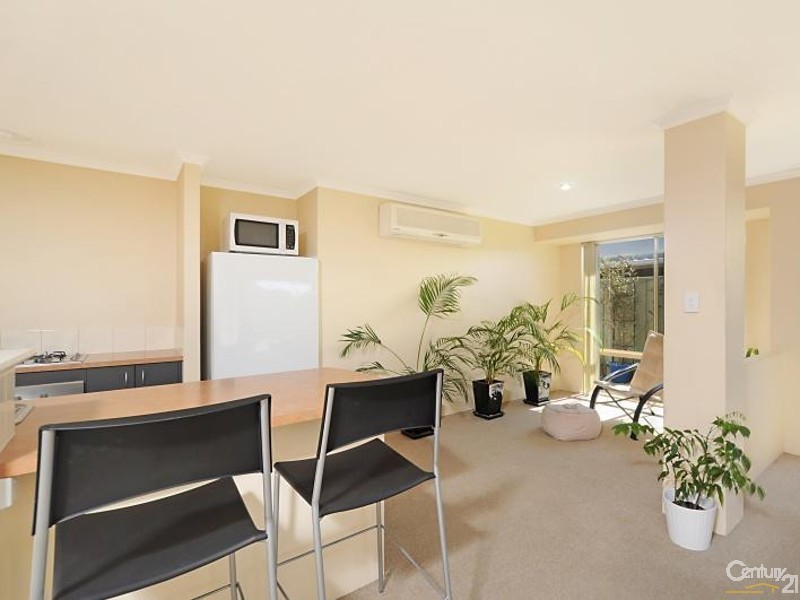 6 Cascade Pass, Merriwa WA 6030