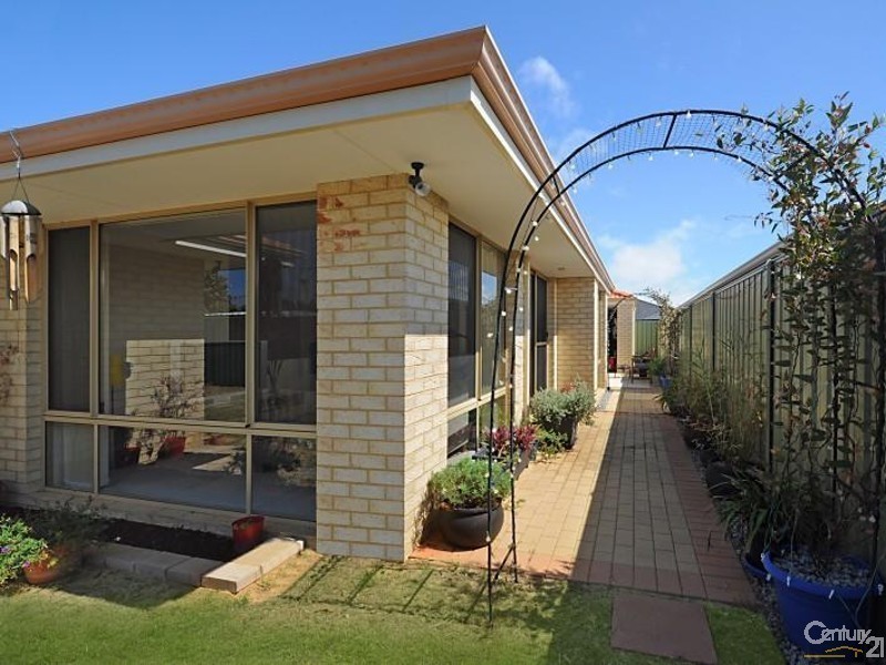 6 Cascade Pass, Merriwa WA 6030