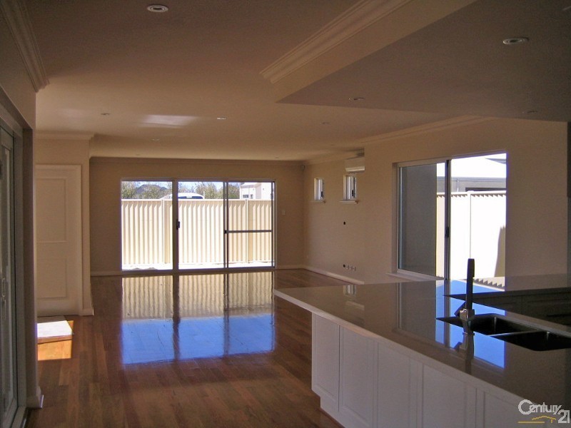 6 Garners Way, Burns Beach WA 6028